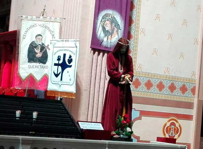 La iglesia de Catedral por la familia